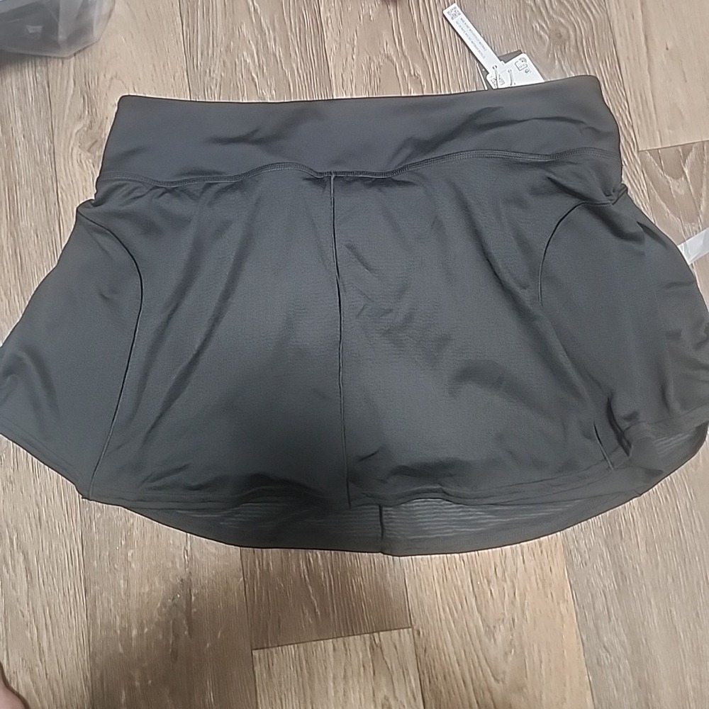 Adidas Woman's  Tennis Match Skirt SZ Large  Black New